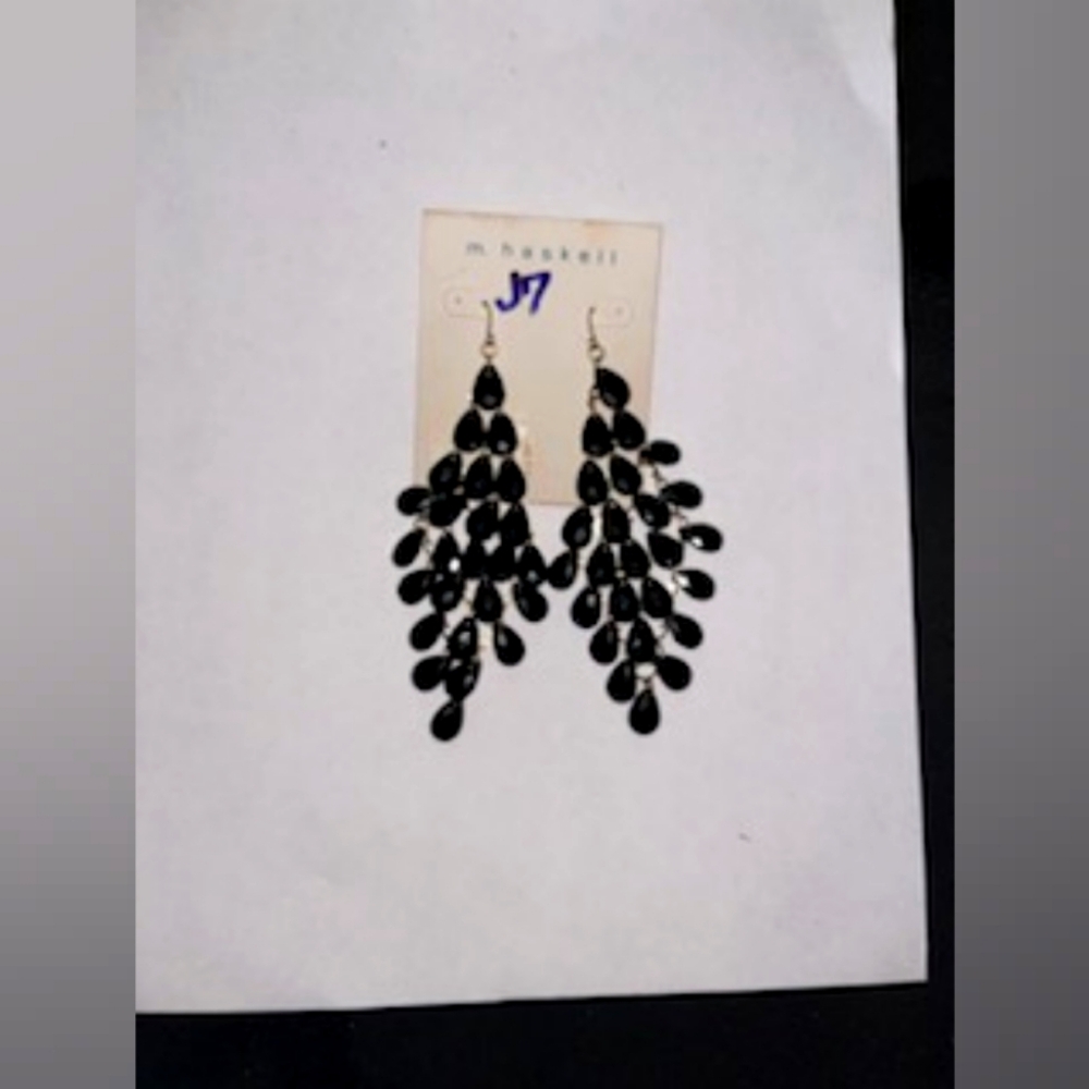 Black Earrings Holiday pierced